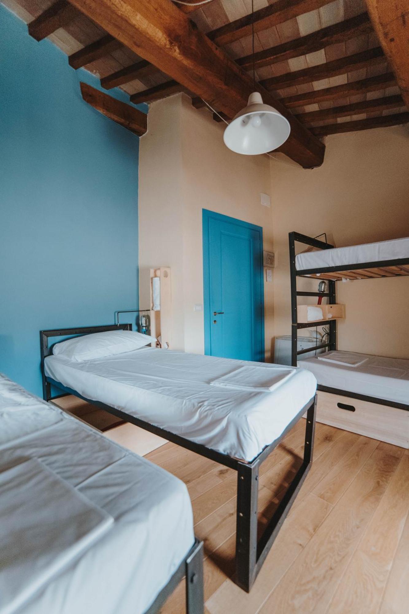 Ostello Bello Assisi Беваня Стая снимка