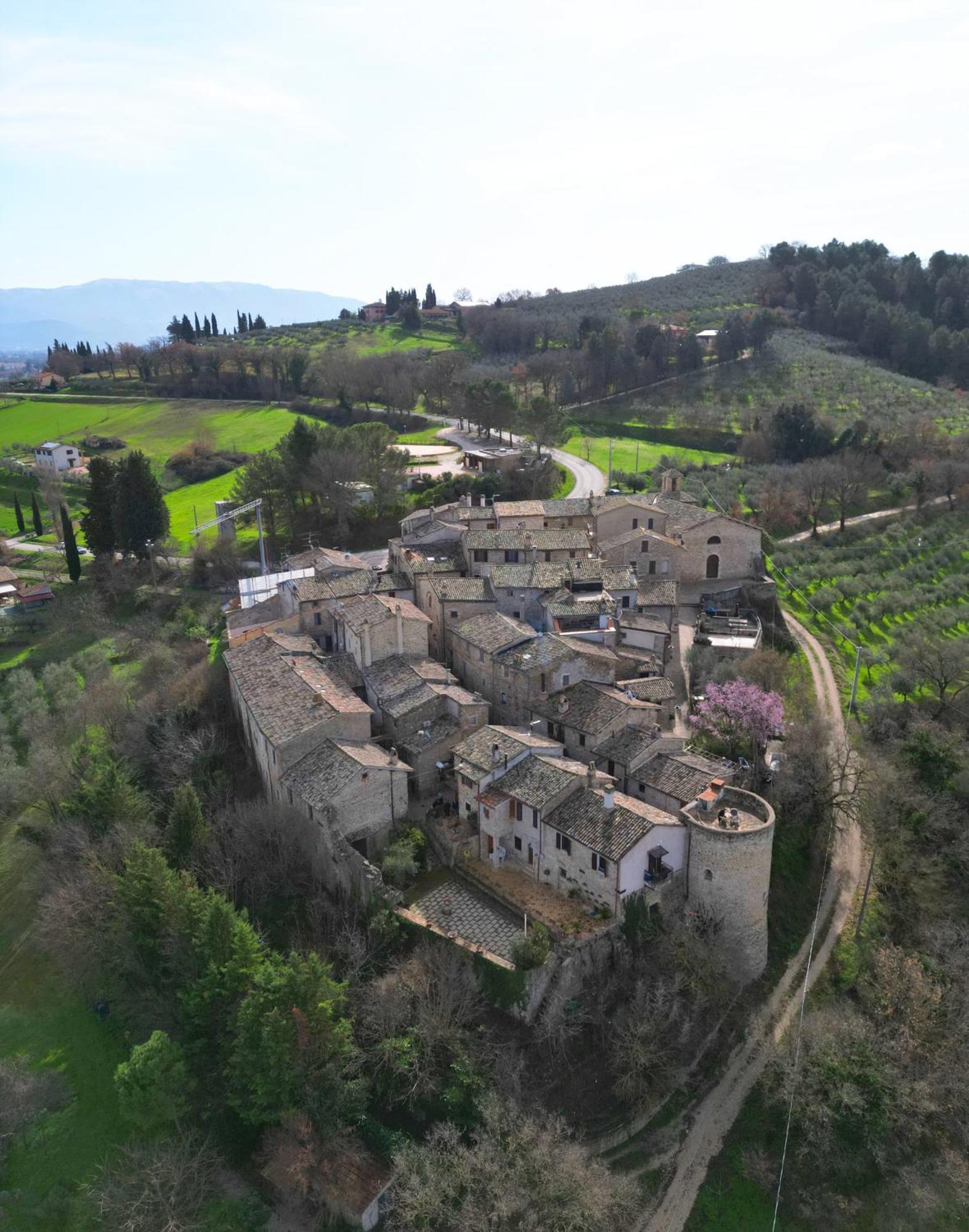 Ostello Bello Assisi Беваня Екстериор снимка