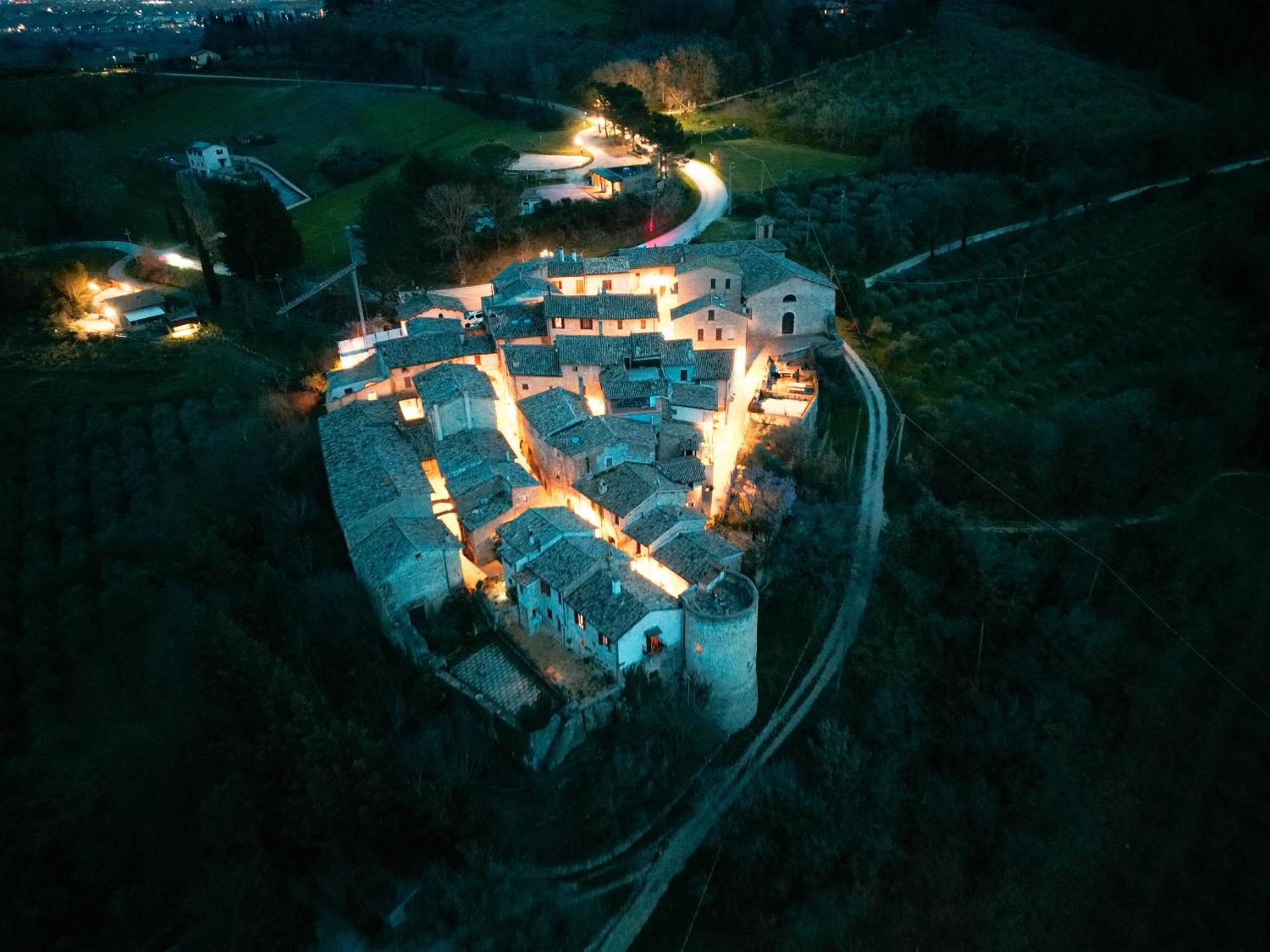 Ostello Bello Assisi Беваня Екстериор снимка