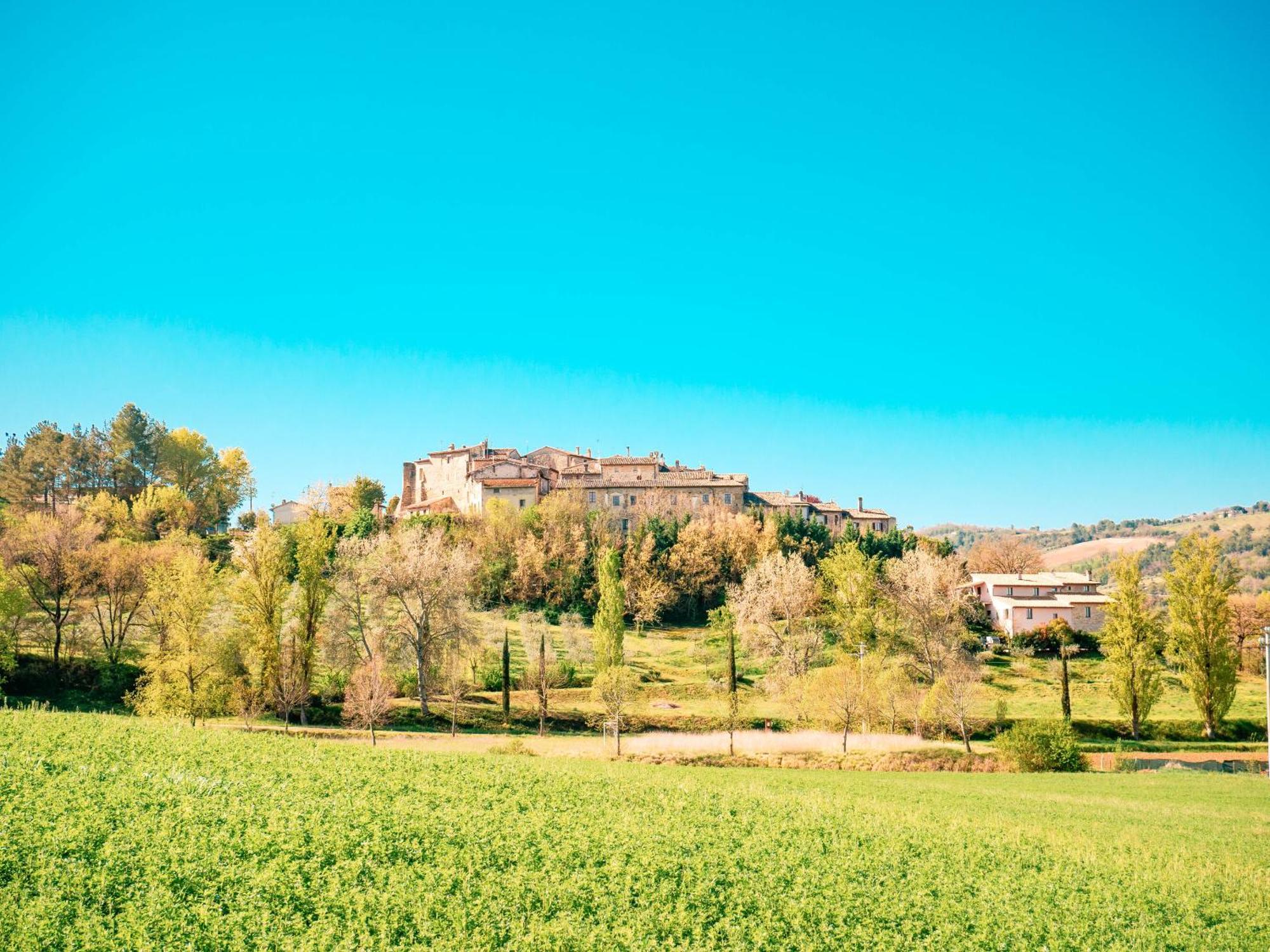 Ostello Bello Assisi Беваня Екстериор снимка