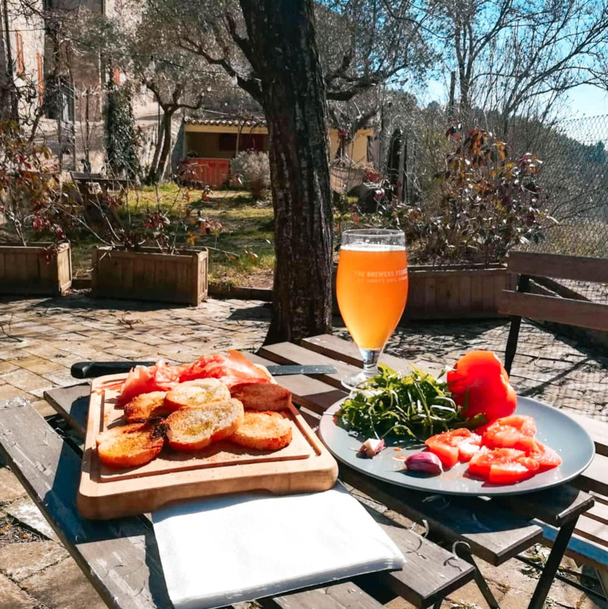 Ostello Bello Assisi Беваня Екстериор снимка