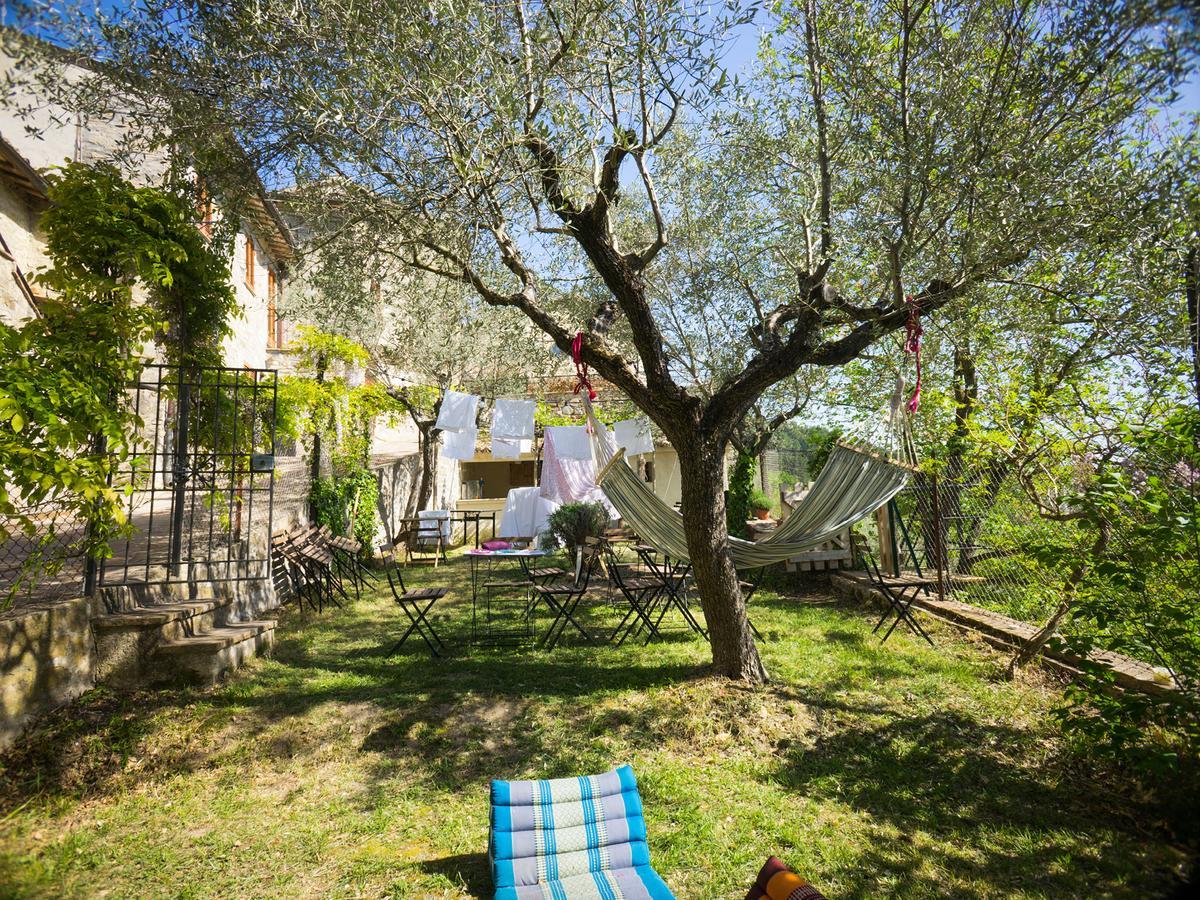 Ostello Bello Assisi Беваня Екстериор снимка
